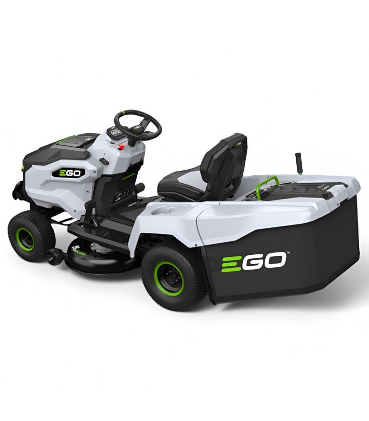 Rasaerba a trattorino EGO TR3801E-B: larghezza di taglio 98 cm, sacco di raccolta erba da 300 litri e kit mulching, 6 batterie da 12 Ah e caricabatterie rapido.