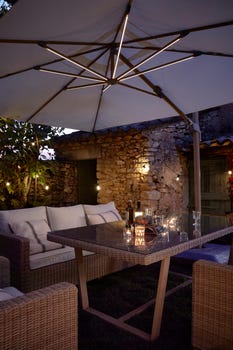 Salotto da giardino per 5 persone beige Medena NATERIAL con cuscini in poliestere bianco