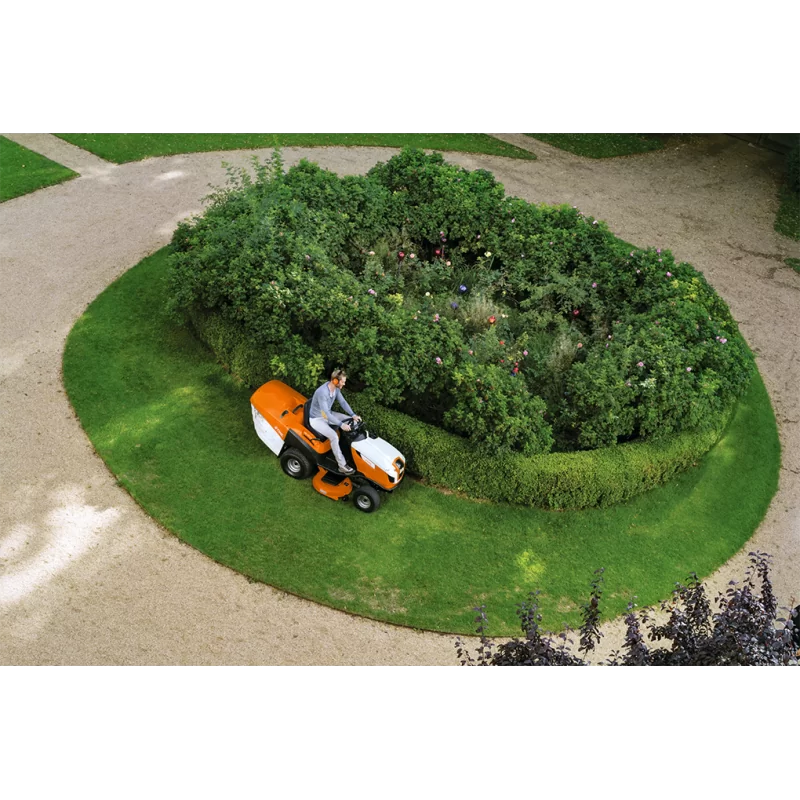 Trattorino rasaerba STIHL RT 6127 ZL