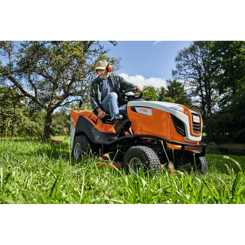 Rasaerba a trattorino STIHL RT 5097